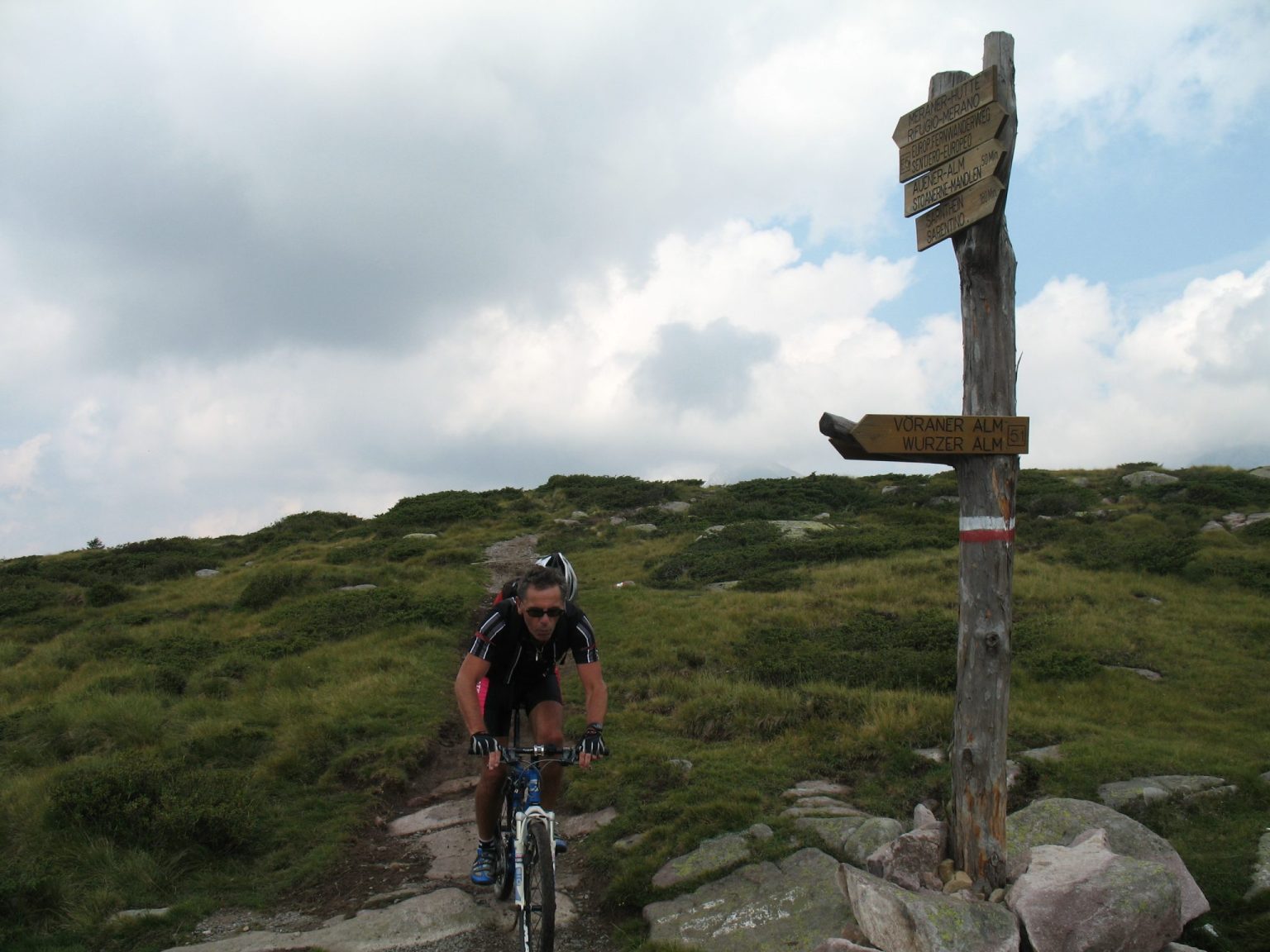 gut beschilderte Radwege zeichnen das Gebiet bzw. Südtirol generell aus: das Vöraner Jöchl