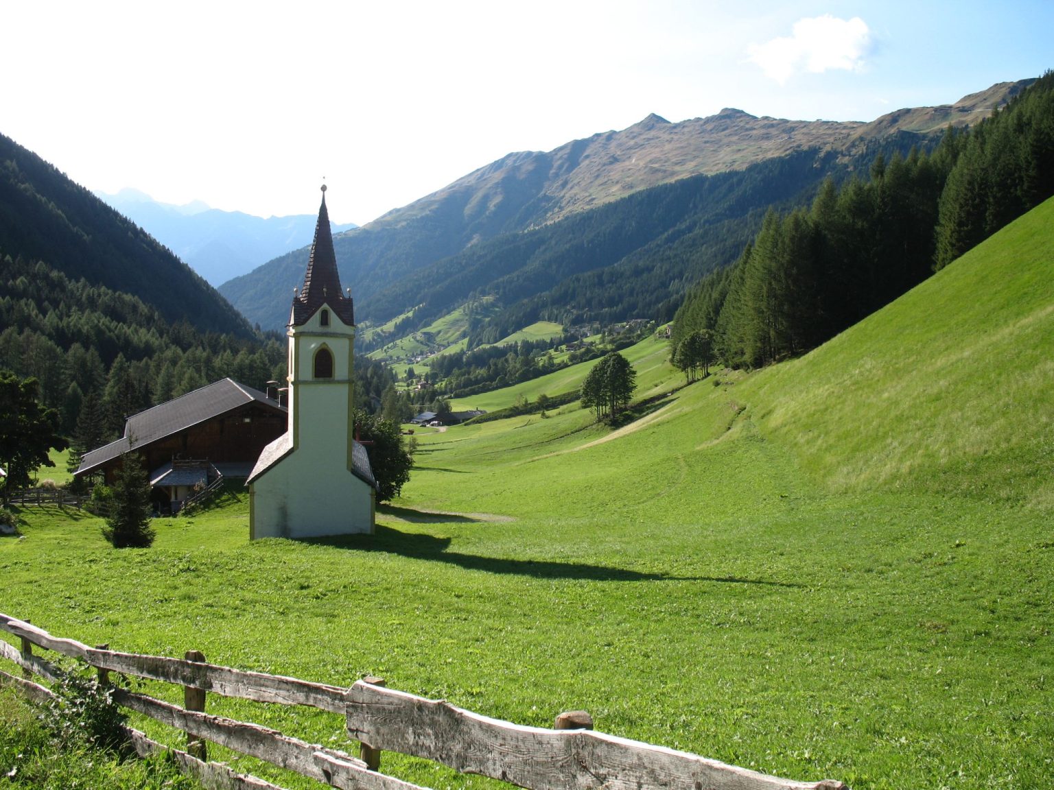 Der Ausgangspunkt - der Weiler Wans mit dem Johanneskirchlein